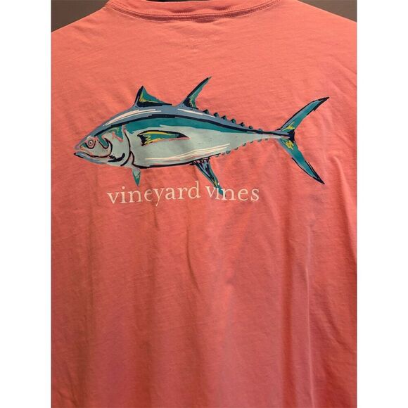 Vineyard Vines Men's M Pink Short Sleeve Tee Fish Graphic Pocket - Picture 5 of 7